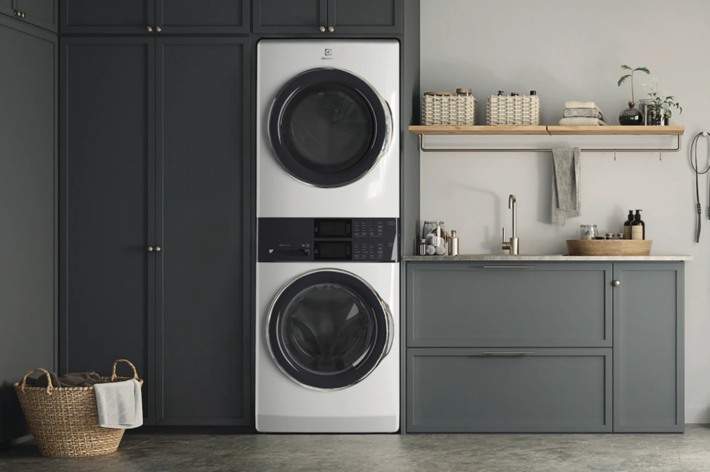 Have one to sell? Sell now Electrolux 600 Series 27 inch Electric Dryer Laundry Tower BRAND NEW ELTE7600AW